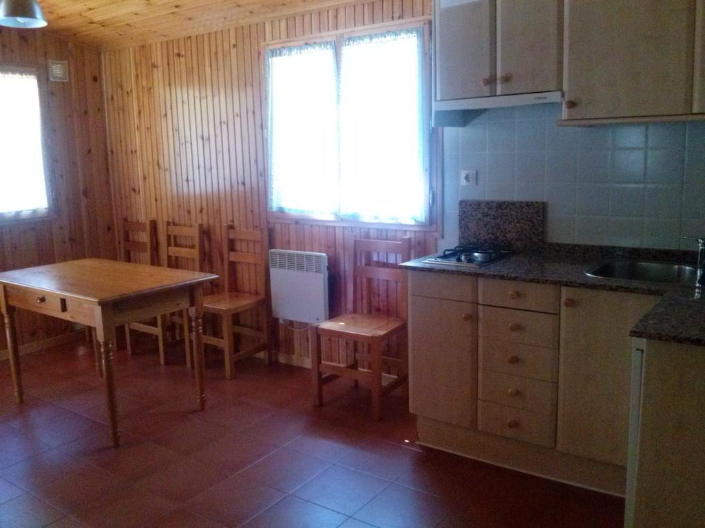 Camping Cobijo Vinuesa Phòng bức ảnh